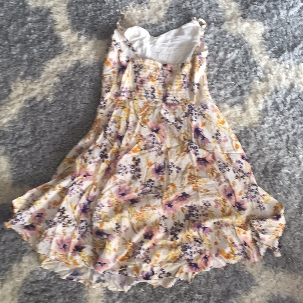 Dress - Picture 3 of 3